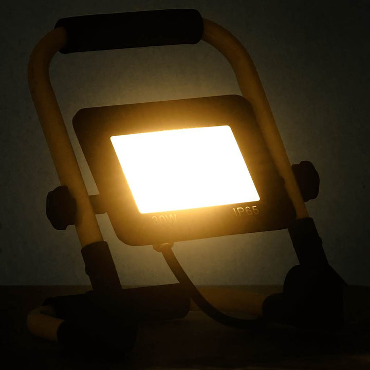 LED-Fluter mit Handgriff 30 W Warmweiß