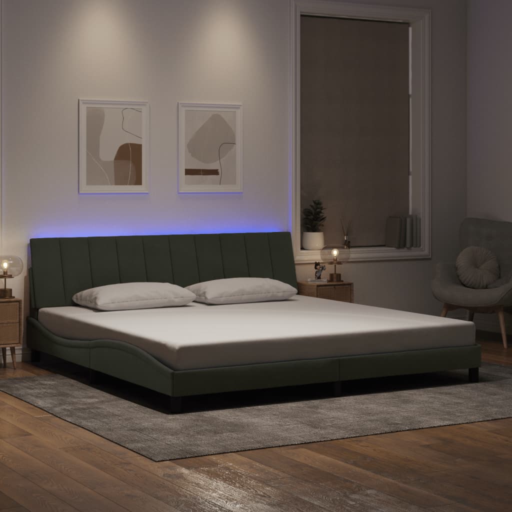 Bettgestell mit LED ohne Matratze "Hanko" Hellgrau 200x200 cm Samt