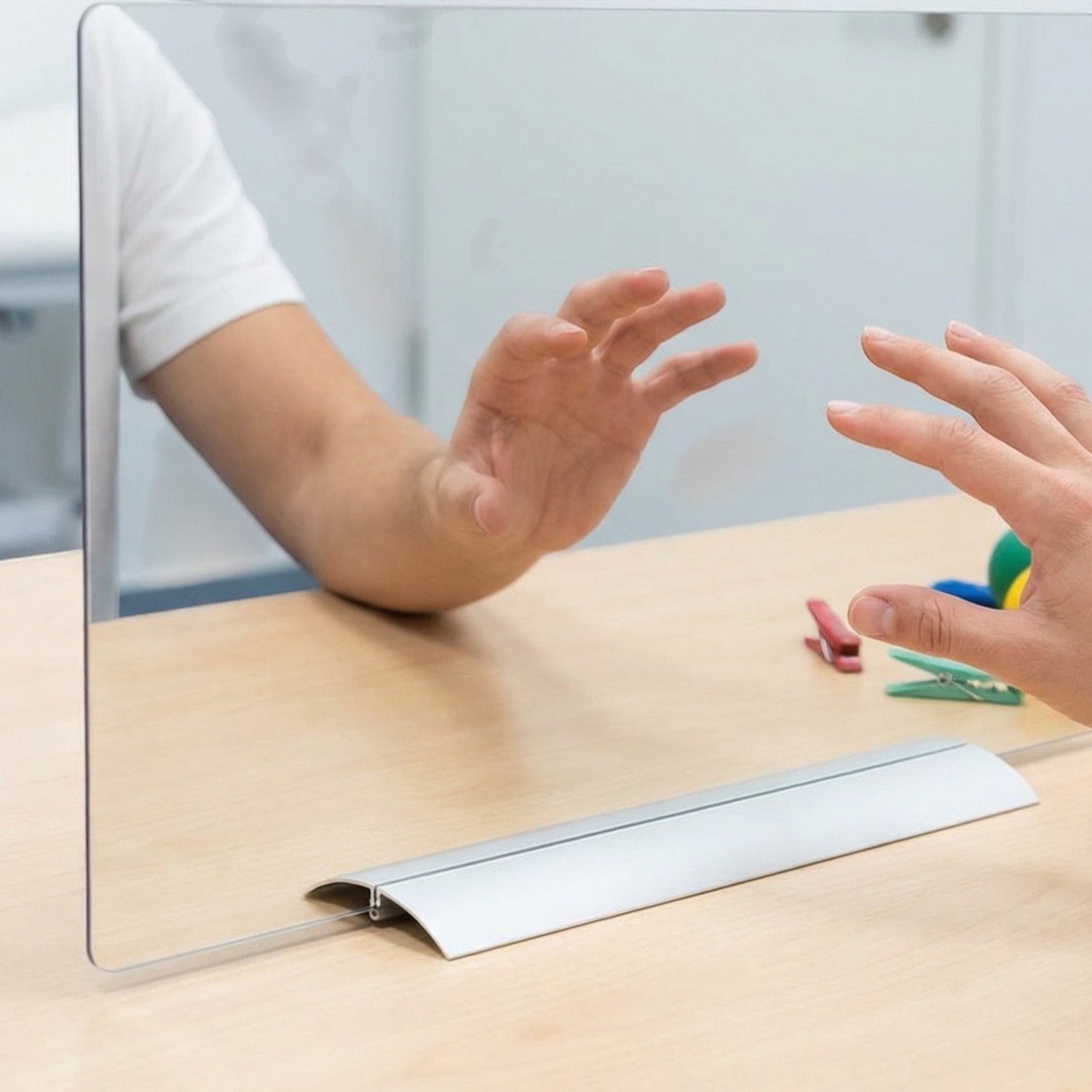 Spiegeltherapie_Therapiespiegel.jpg__PID:fbb5fc22-34ee-4b76-b0d2-654d29be1d75